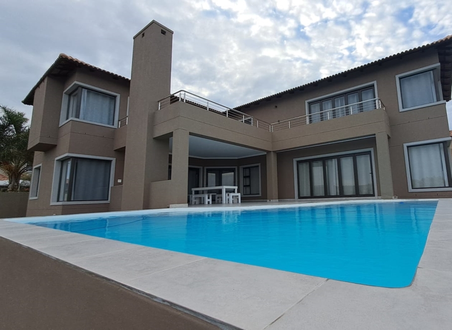 4 Bedroom Property for Sale in The Hill Western Cape